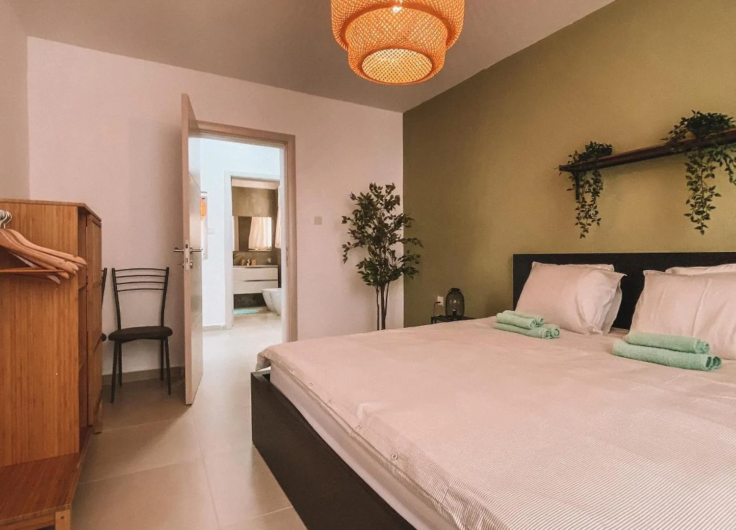 Exclusive Paceville New 3 Bedrooms Apartment Saint Julian's